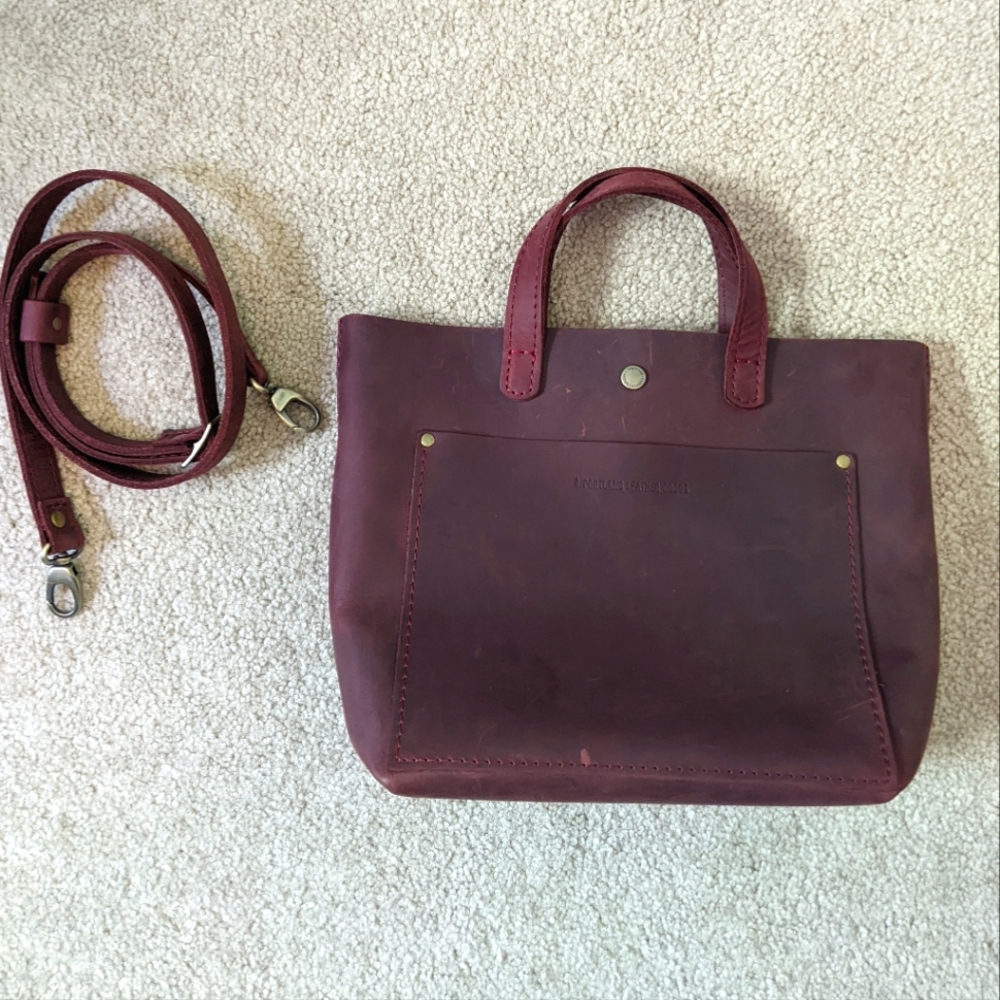 Leather reddish tote